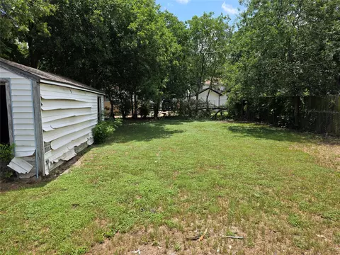 Exterior - 1548 Mckenzie Ave, Waco, TX 76708 photo 2 of 2