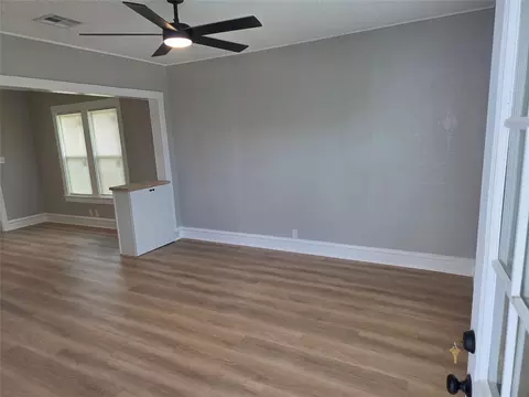Living - 1548 Mckenzie Ave, Waco, TX 76708 photo 1 of 2