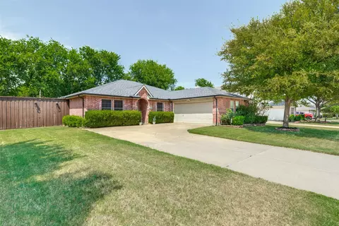905 Larkspur Dr, Allen, TX 75002