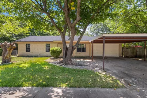 337 Langley Ave, Everman, TX 76140