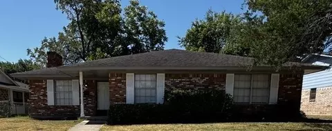 1724 Reynoldston Ln, Dallas, TX 75232