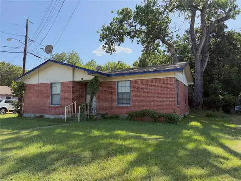 303 N Masters Dr, Dallas, TX 75217