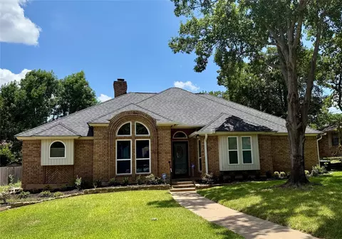 5008 Dawnwood Ct, Arlington, TX 76017