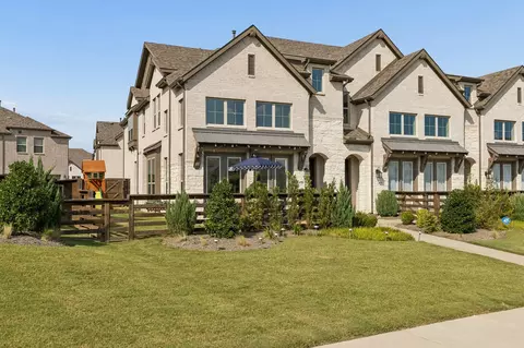 321 Sugarmaple Ln, Mckinney, TX 75071