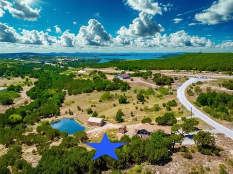 1636 Sawtooth Mountain Rd, Graford, TX 76449