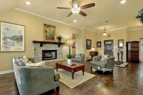 Living - 3911 Bennett Rd, Howe, TX 75459 photo 2 of 3