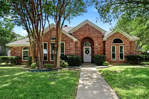 1321 Oak Harbor Blvd, Azle, TX 76020