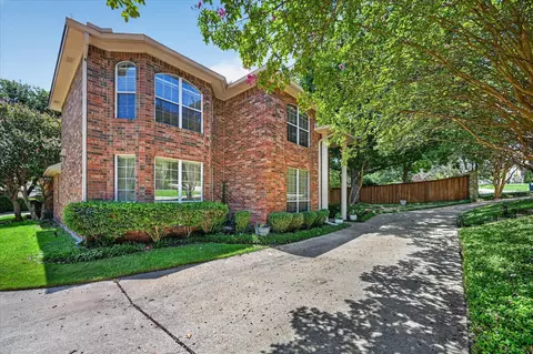 106 Sceptre Dr, Rockwall, TX 75032