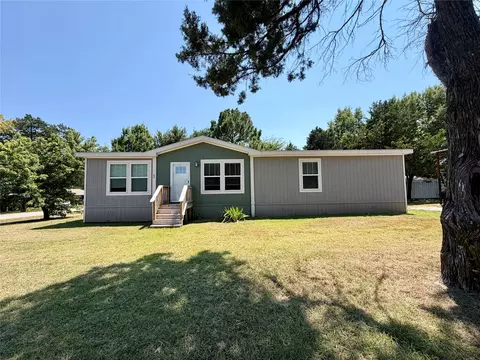 60 Holland St, Pottsboro, TX 75076