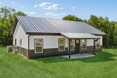 111 Mitchell Rd, Sherman, TX 75090