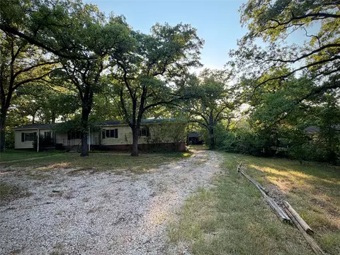 7005 Timber Rd, Alvarado, TX 76009