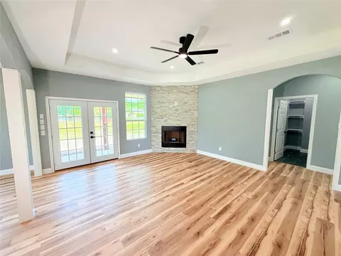 Living - 302 E Travis St, Leonard, TX 75452 photo 2 of 3