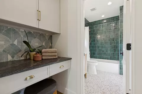Bath - 1320 Apache Dr, Richardson, TX 75080 photo 6 of 7