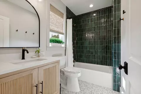 Bath - 1320 Apache Dr, Richardson, TX 75080 photo 7 of 7