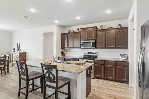Kitchen - 8382 Abner Rd, Terrell, TX 75161 photo 1 of 3