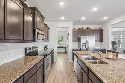 Kitchen - 8382 Abner Rd, Terrell, TX 75161 photo 2 of 3