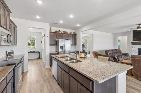 Entry Way - 8382 Abner Rd, Terrell, TX 75161 photo 1 of 3