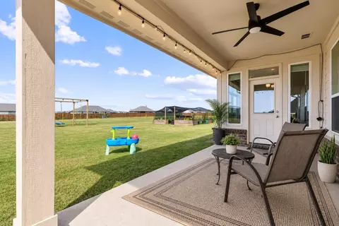 Exterior - 8382 Abner Rd, Terrell, TX 75161 photo 4 of 7