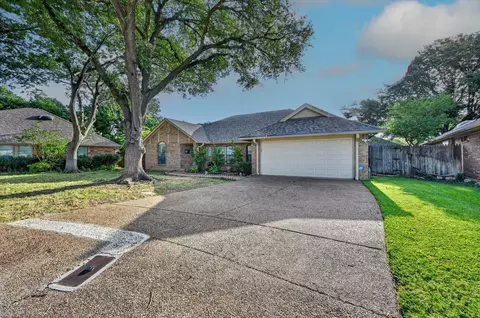 7005 Volley Ct, Fort Worth, TX 76133