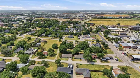 View/Area - 108 E 5th St, Prosper, TX 75078 photo 2 of 5