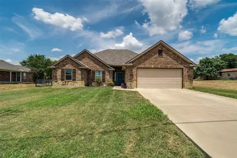 816 W Park Ave, Weatherford, TX 76086