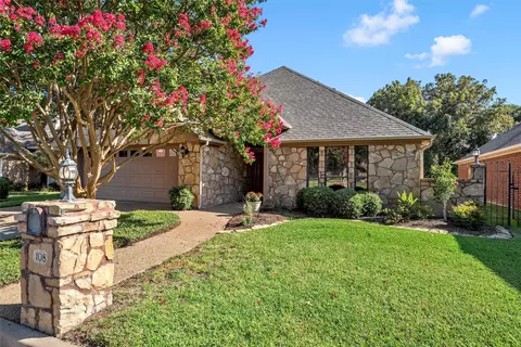 108 Landsborough Dr, Waco, TX 76712