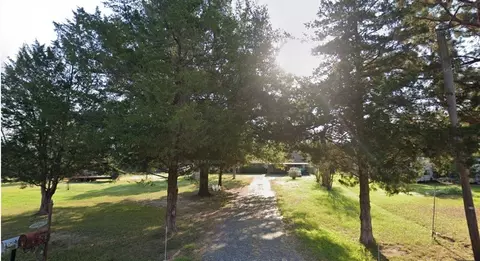 10065 Mustang Cir, Keithville, LA 71047