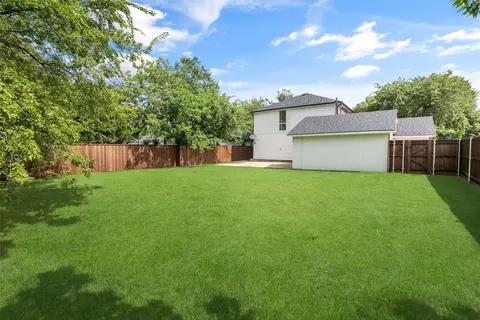 Exterior - 311 E Walnut St, Celina, TX 75009 photo 3 of 6
