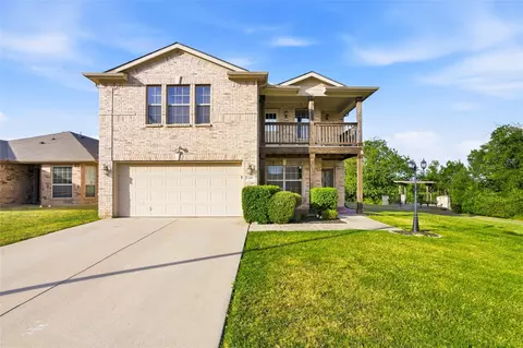 5281 Placid Dr, Haltom City, TX 76117