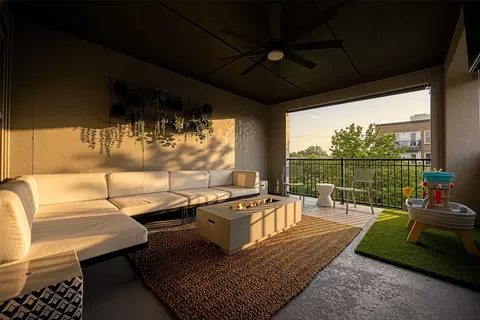 3710 Red Leaf Ln, Dallas, TX 75209