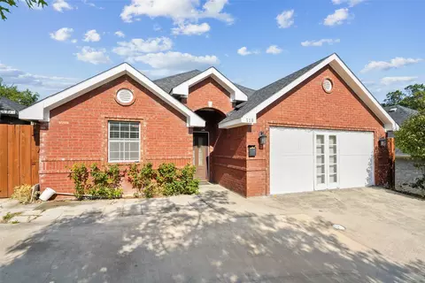 119 N Frances St, Dallas, TX 75211