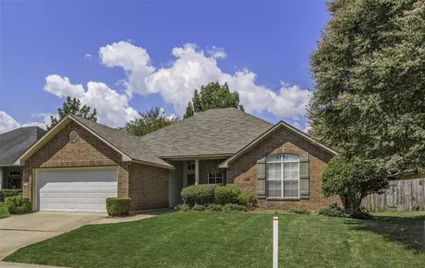 111 Riverbrooke Dr, Shreveport, LA 71115