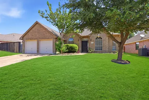 2005 Melissa Diane St, Mansfield, TX 76063