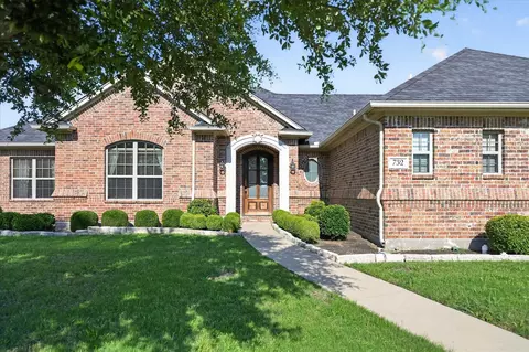 732 Forest Crk, Desoto, TX 75115