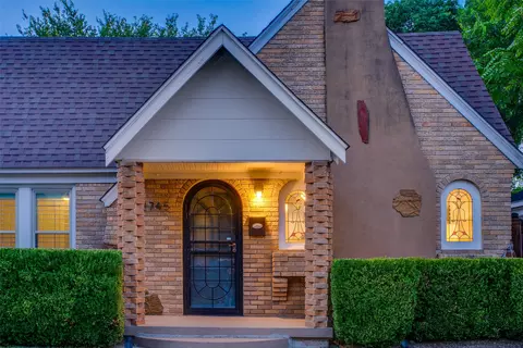 2745 Ivandell Ave, Dallas, TX 75211