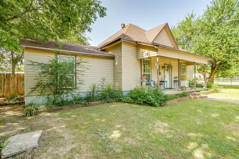 515 SW 13th St, Mineral Wells, TX 76067
