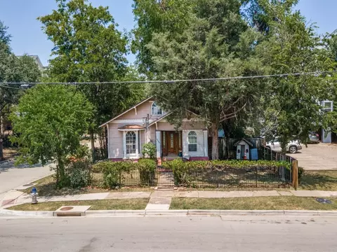 5903 Lewis St, Dallas, TX 75206