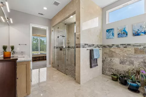 Bath - 2216 Virginia Ln, Haslet, TX 76052 photo 1 of 2