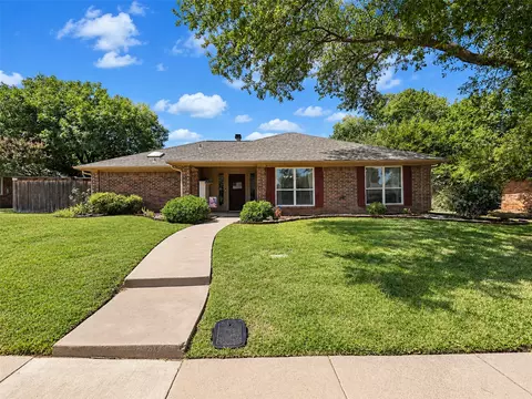 2136 Goldfinch Dr, Lewisville, TX 75077