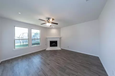 Living - 1825 Quail Ln, Argyle, TX 76226 photo 1 of 4