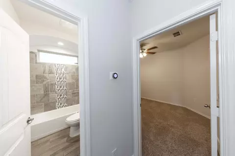 Entry Way - 1825 Quail Ln, Argyle, TX 76226 photo 4 of 7