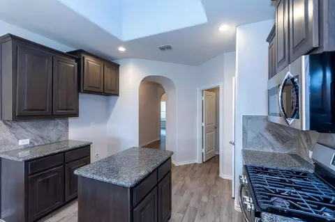 Entry Way - 1825 Quail Ln, Argyle, TX 76226 photo 6 of 7