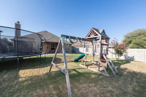 Exterior - 1825 Quail Ln, Argyle, TX 76226 photo 6 of 6