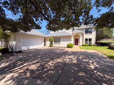 7632 Westwind Dr, Fort Worth, TX 76179