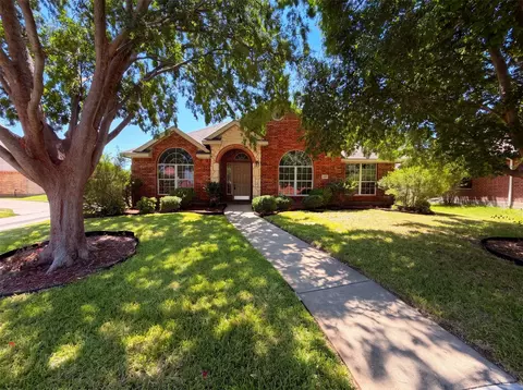 6401 Marquett Dr, Rowlett, TX 75089