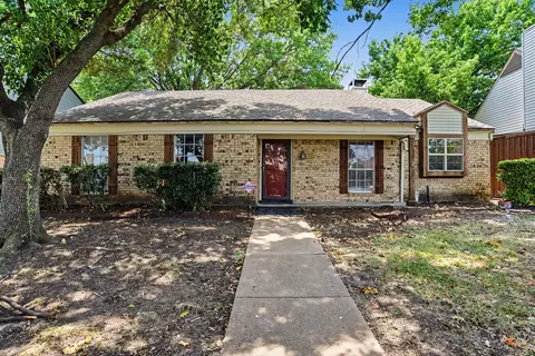 2414 Saharah Dr, Garland, TX 75044