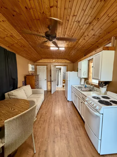 151 Campbell Rd, Converse, LA 71419 photo 5