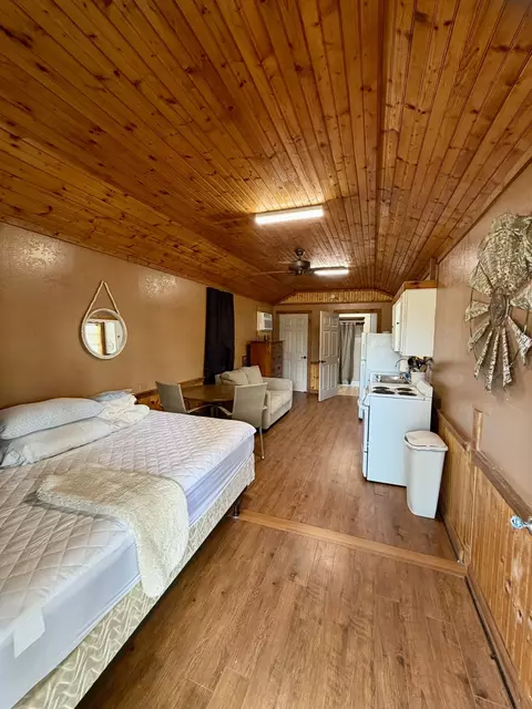 151 Campbell Rd, Converse, LA 71419 photo 4