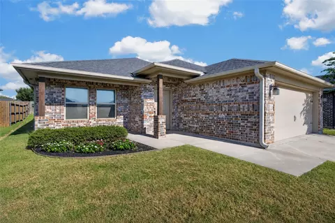 2304 Southridge Ln, Sherman, TX 75092