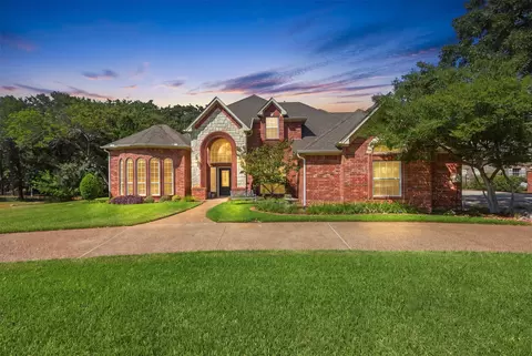 4005 Brooks Ct, Argyle, TX 76226